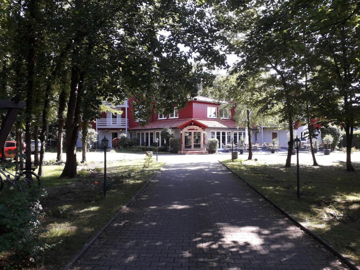 Hotel Rosengarten Leipzig-Naunhof Extérieur photo