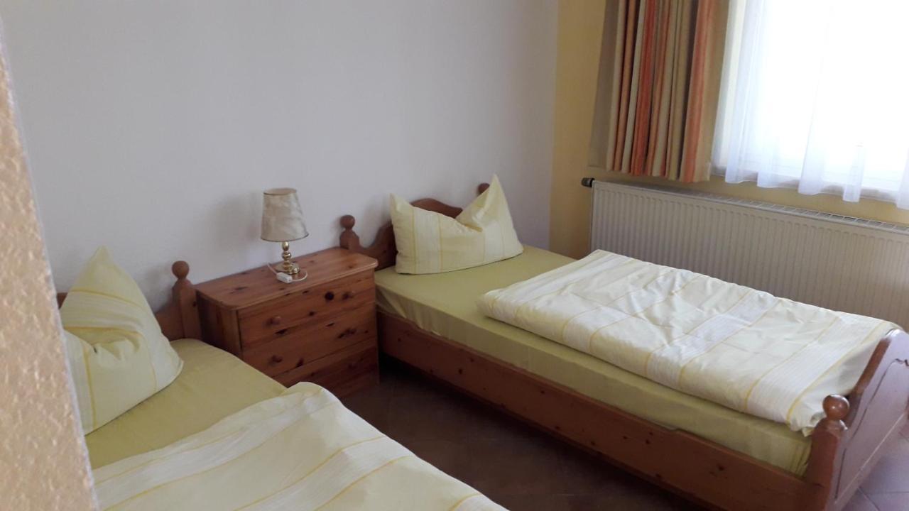 Hotel Rosengarten Leipzig-Naunhof Extérieur photo