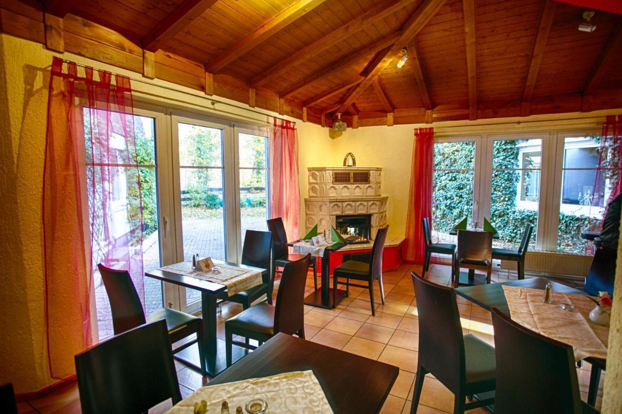 Hotel Rosengarten Leipzig-Naunhof Extérieur photo